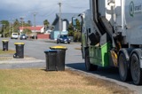 Rubbish truck and rubbish bins
